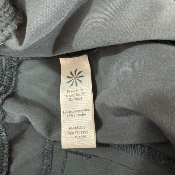 Athleta Crop Joggers Size 4 - Picture 6 of 6